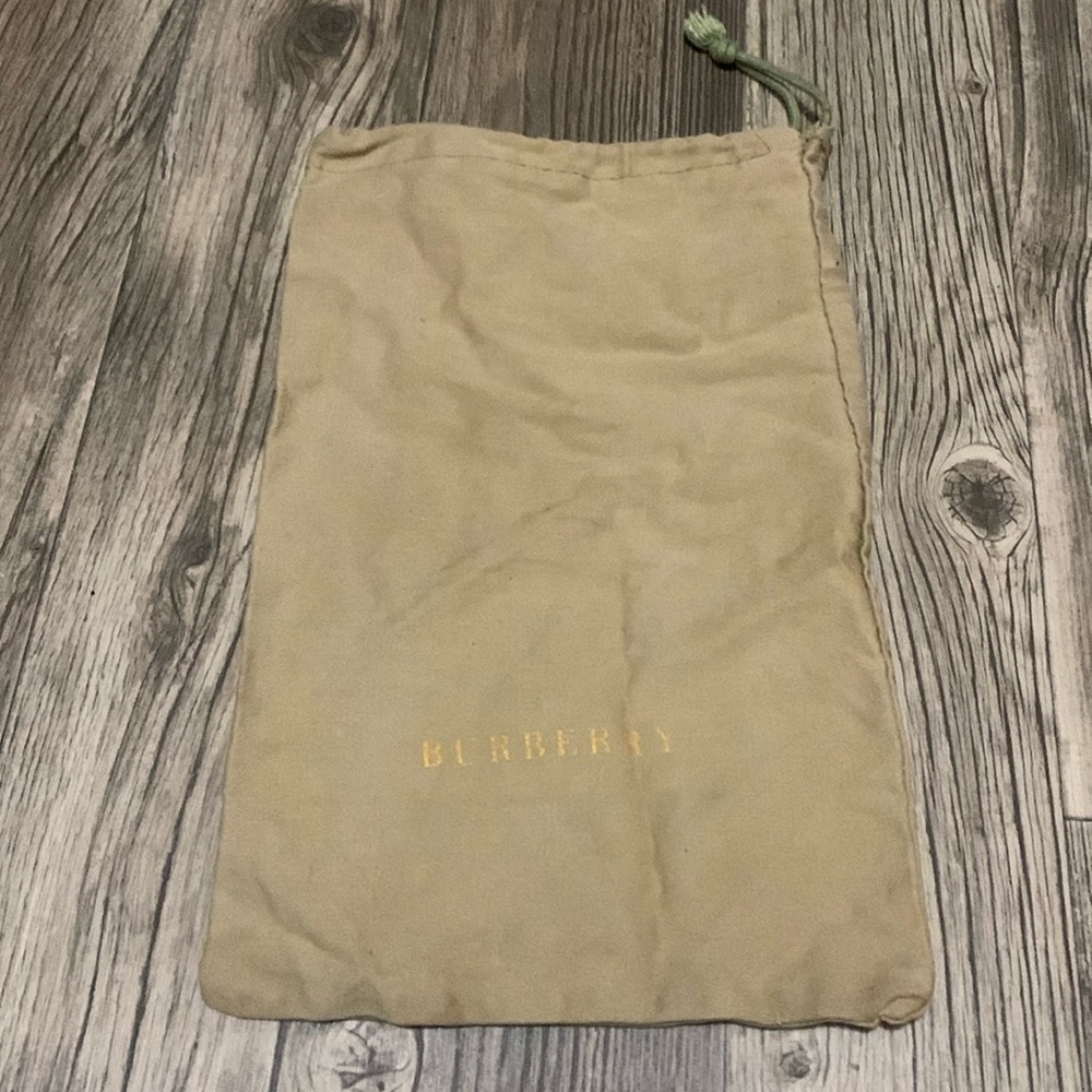 Burberry dust bag